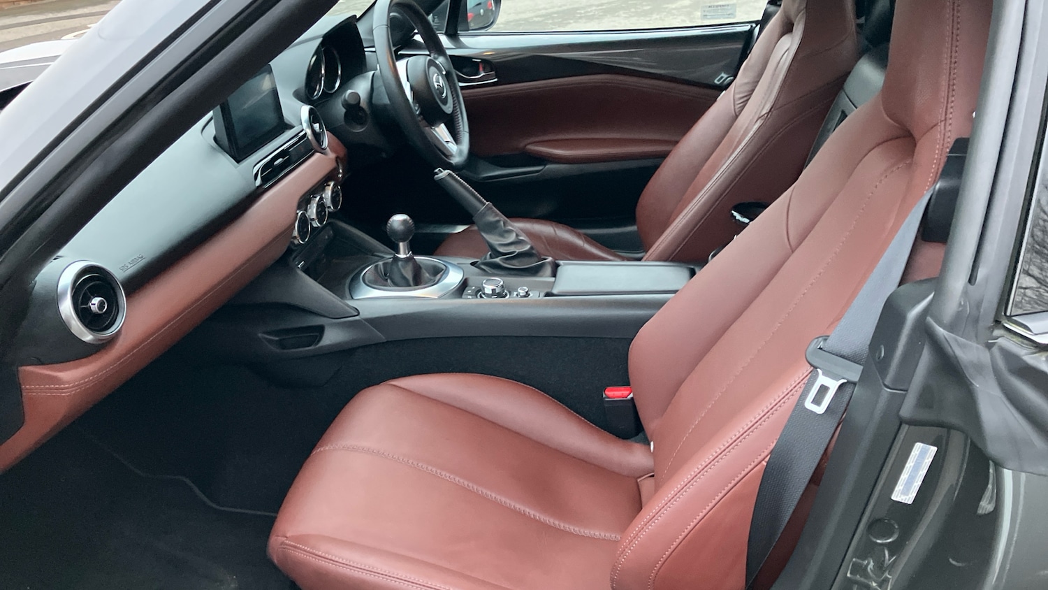 Used Mazda MX-5 2019 for sale - 77438119: Photo 16