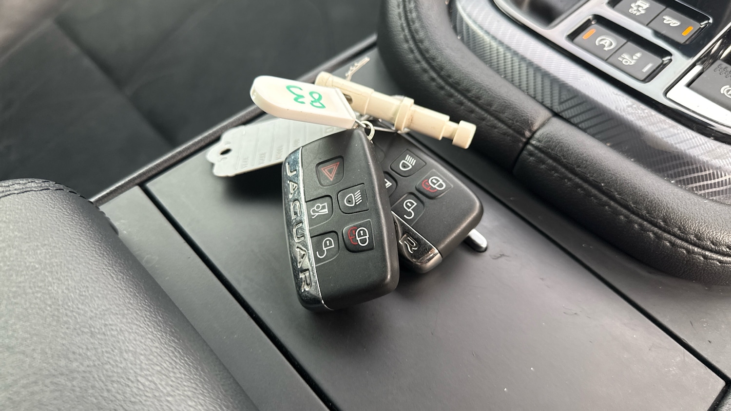 Used Jaguar F-Type 2017 for sale - 76948170: Photo 20