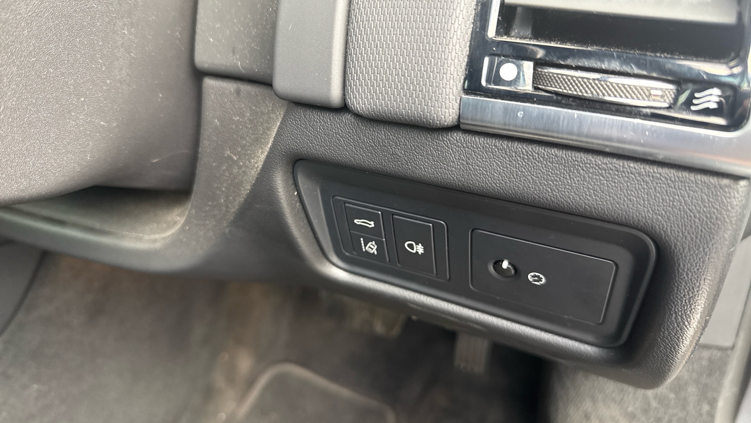 Used Jaguar F-Type 2017 for sale - 76948170: Photo 28