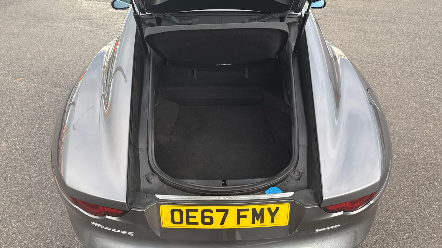 Used Jaguar F-Type 2017 for sale - 76948170: Photo 4