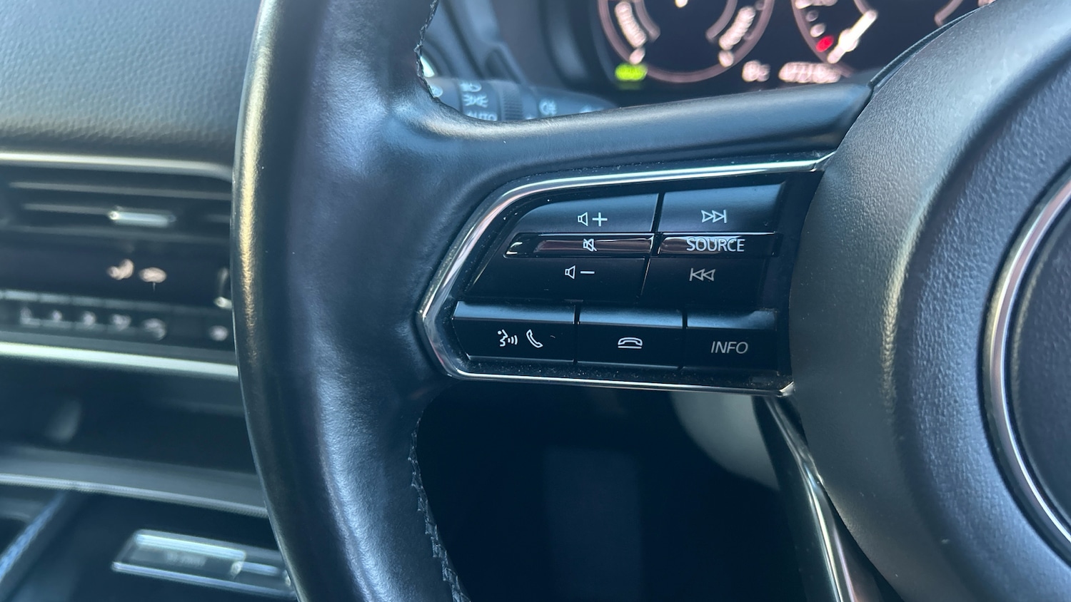 Used Mazda CX-60 2023 for sale - 77398252: Photo 25