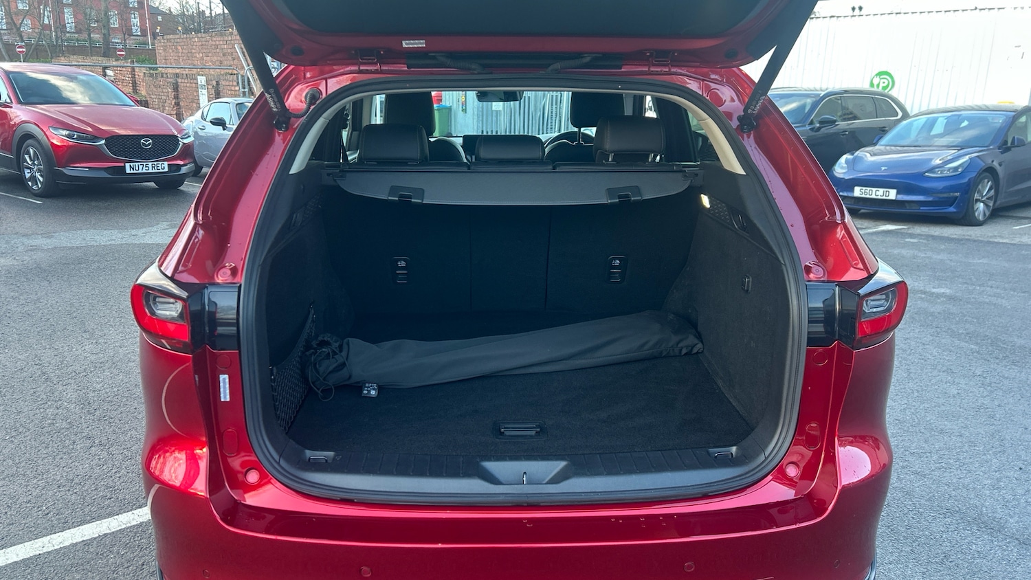 Used Mazda CX-60 2023 for sale - 77398252: Photo 4