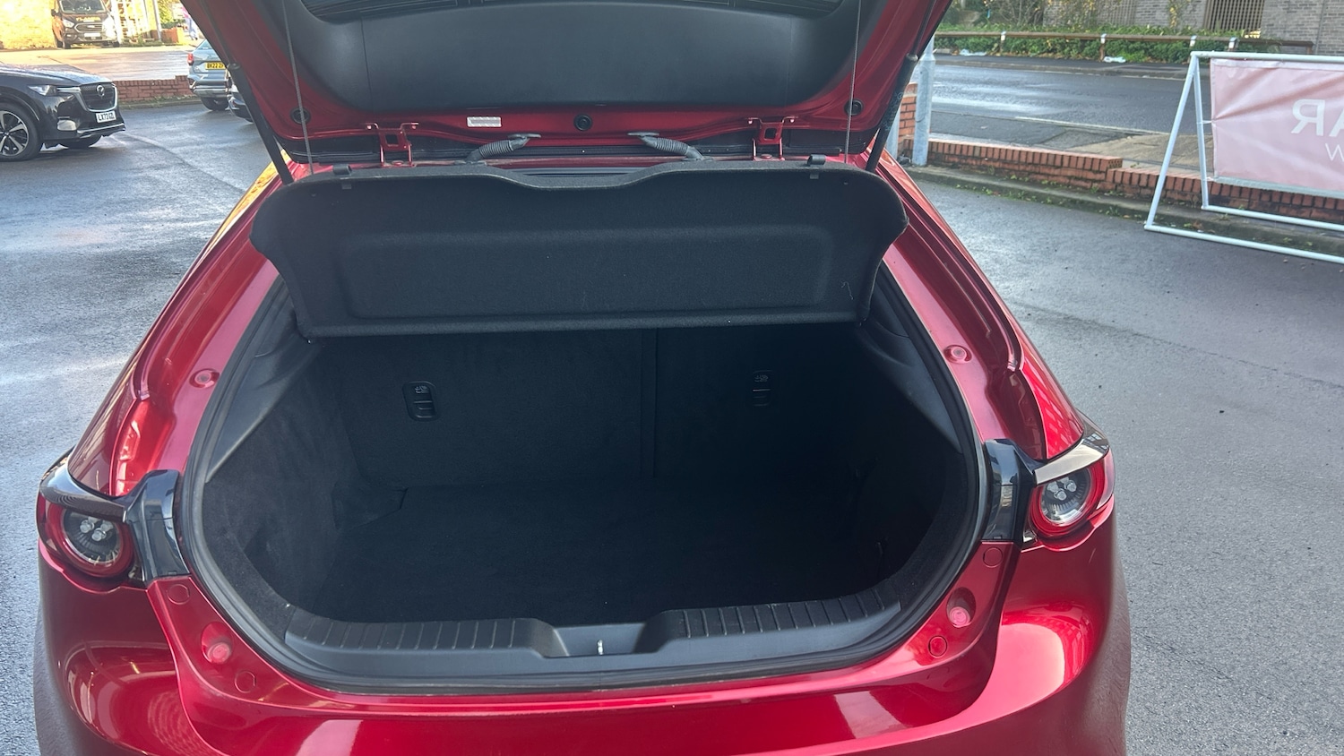 Used Mazda Mazda3 2020 for sale - 76858658: Photo 4