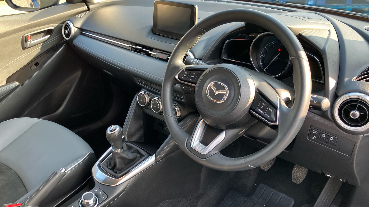 Used Mazda Mazda2 2022 for sale - 78092541: Photo 11