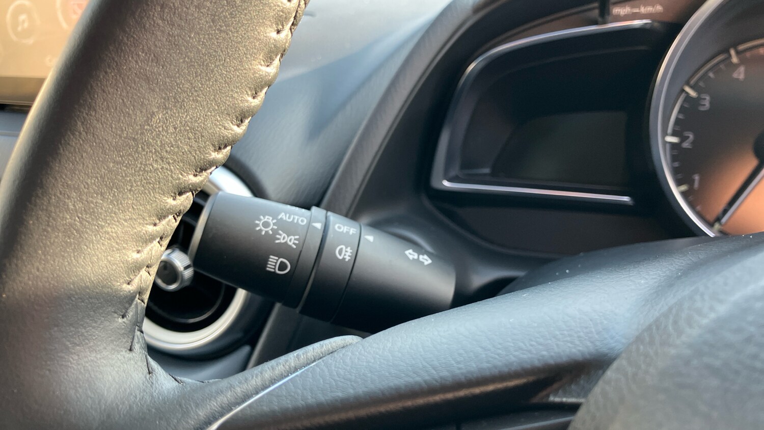 Used Mazda Mazda2 2022 for sale - 78092541: Photo 53