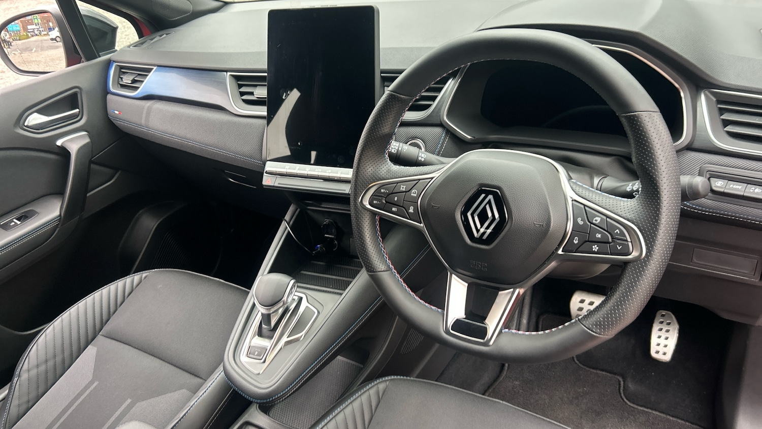 Used Renault Captur 2025 for sale - 77974447: Photo 11