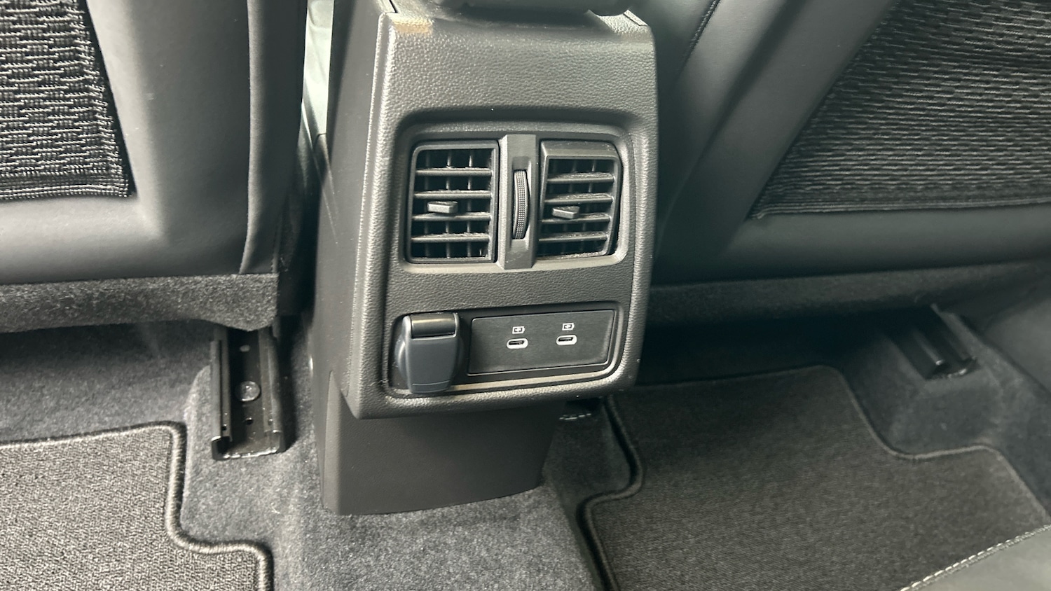 Used Renault Captur 2025 for sale - 77974447: Photo 37