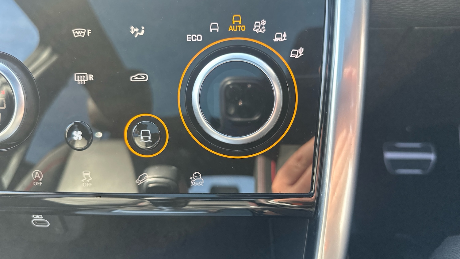 Used Land Rover Discovery Sport 2022 for sale - 76536498: Photo 33