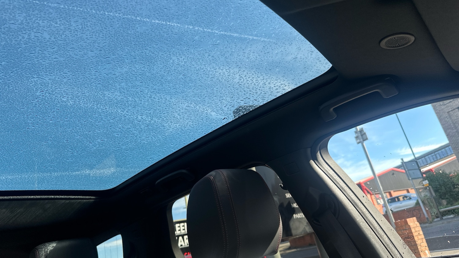 Used Land Rover Discovery Sport 2022 for sale - 76536498: Photo 35