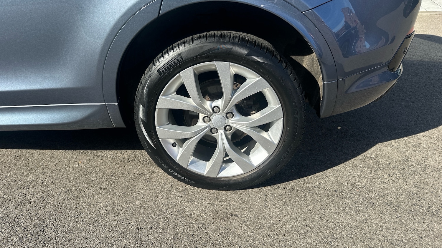 Used Land Rover Discovery Sport 2022 for sale - 76536498: Photo 41