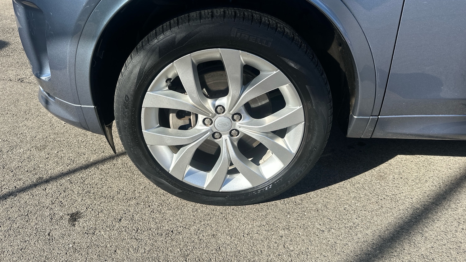 Used Land Rover Discovery Sport 2022 for sale - 76536498: Photo 42