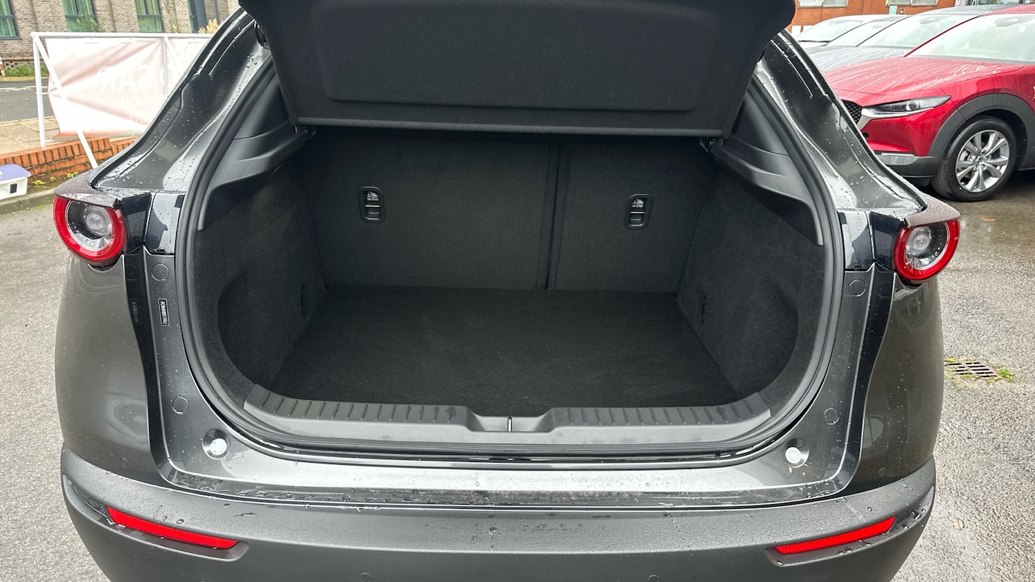 Used Mazda CX-30 2025 for sale - 76594525: Photo 4