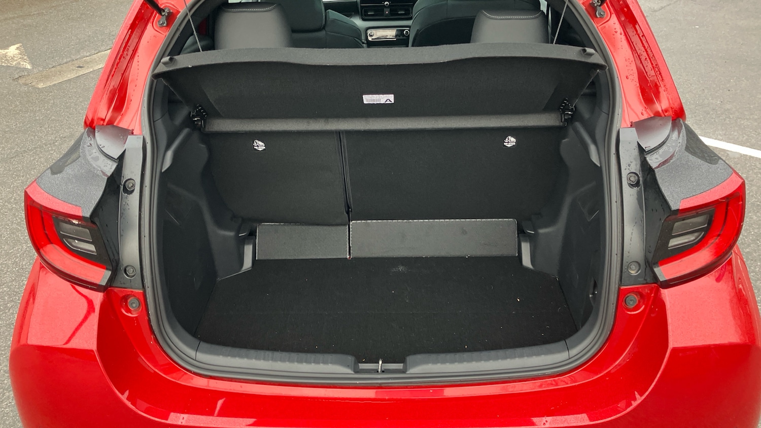 Used Mazda Mazda2 HYBRID 2025 for sale - 76627751: Photo 4