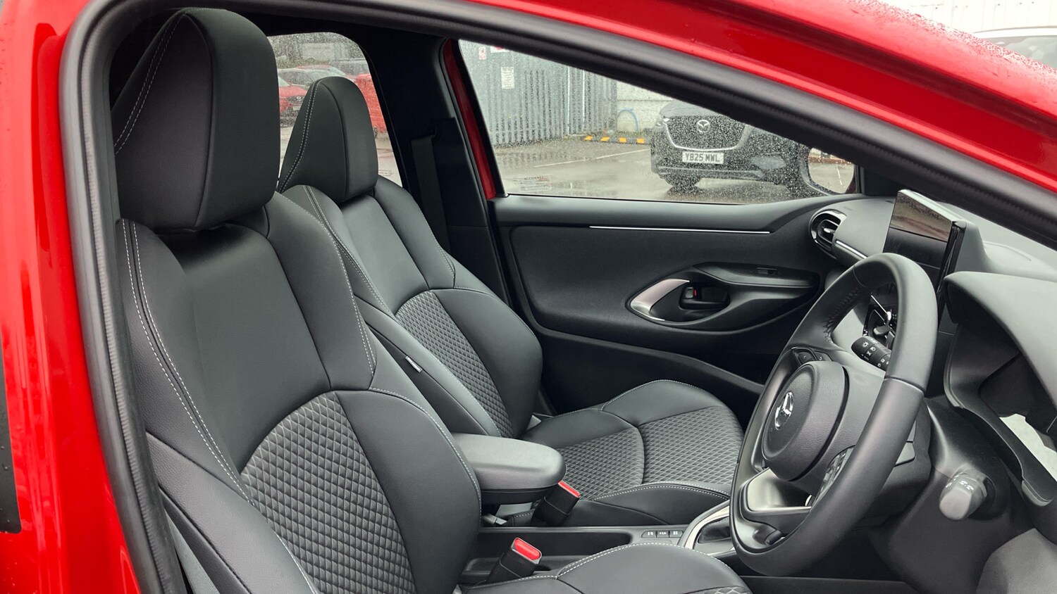 Used Mazda Mazda2 HYBRID 2025 for sale - 76627751: Photo 43