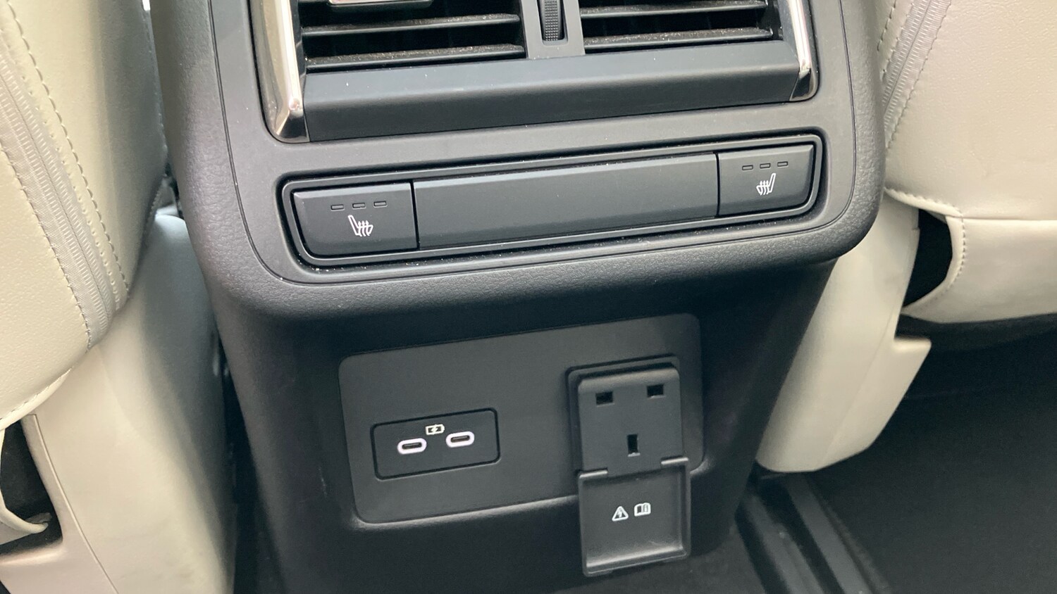 Used Mazda CX-60 2023 for sale - 77883863: Photo 21