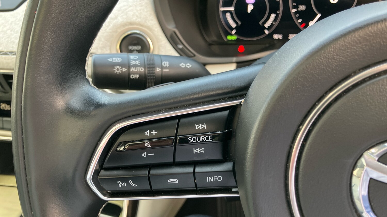 Used Mazda CX-60 2023 for sale - 77883863: Photo 41