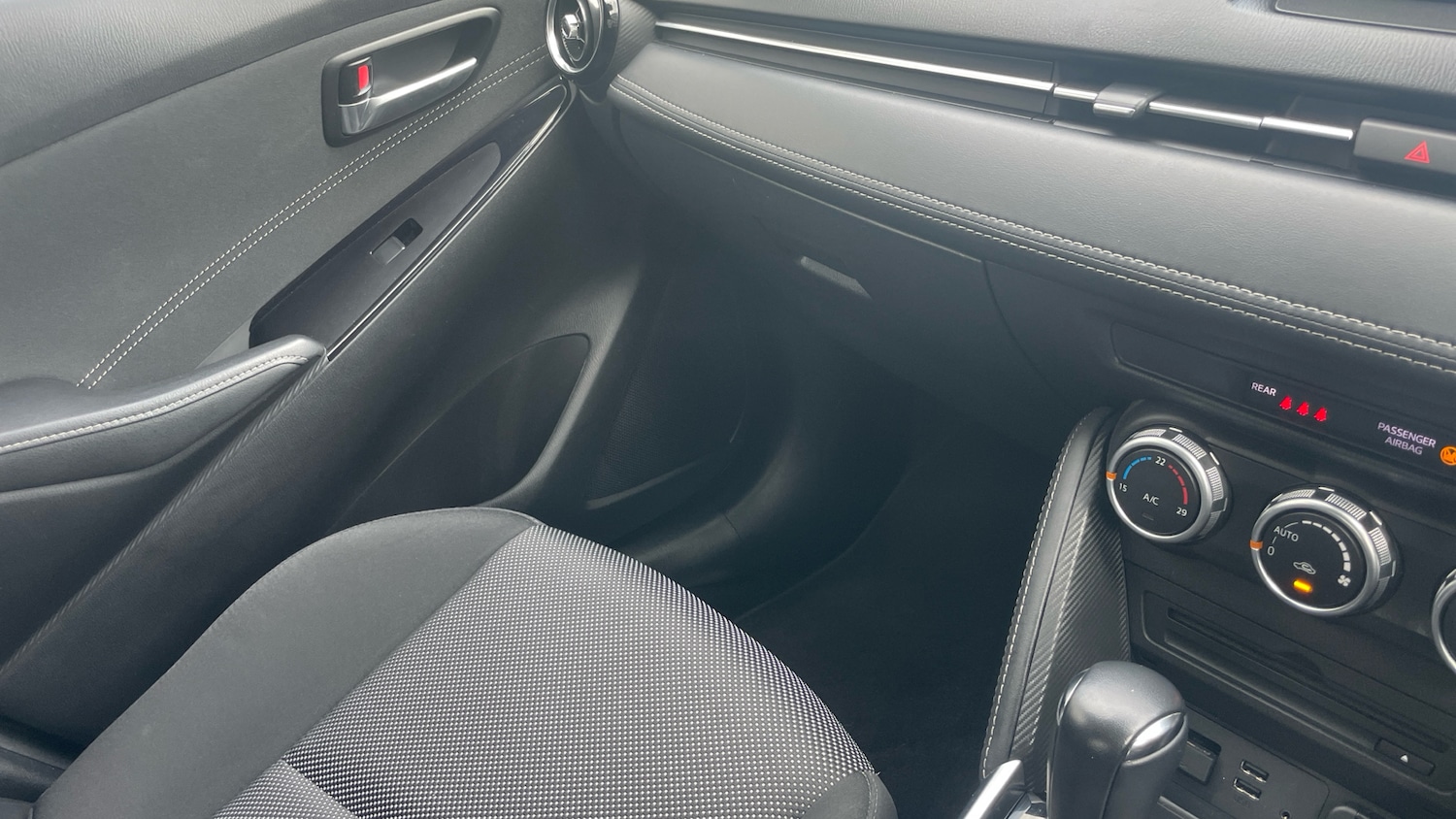 Used Mazda Mazda2 2019 for sale - 76858657: Photo 14