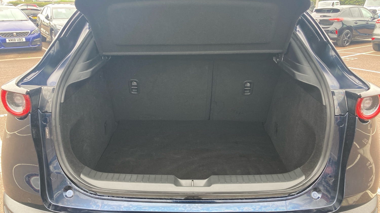 Used Mazda CX-30 2024 for sale - 76699192: Photo 4