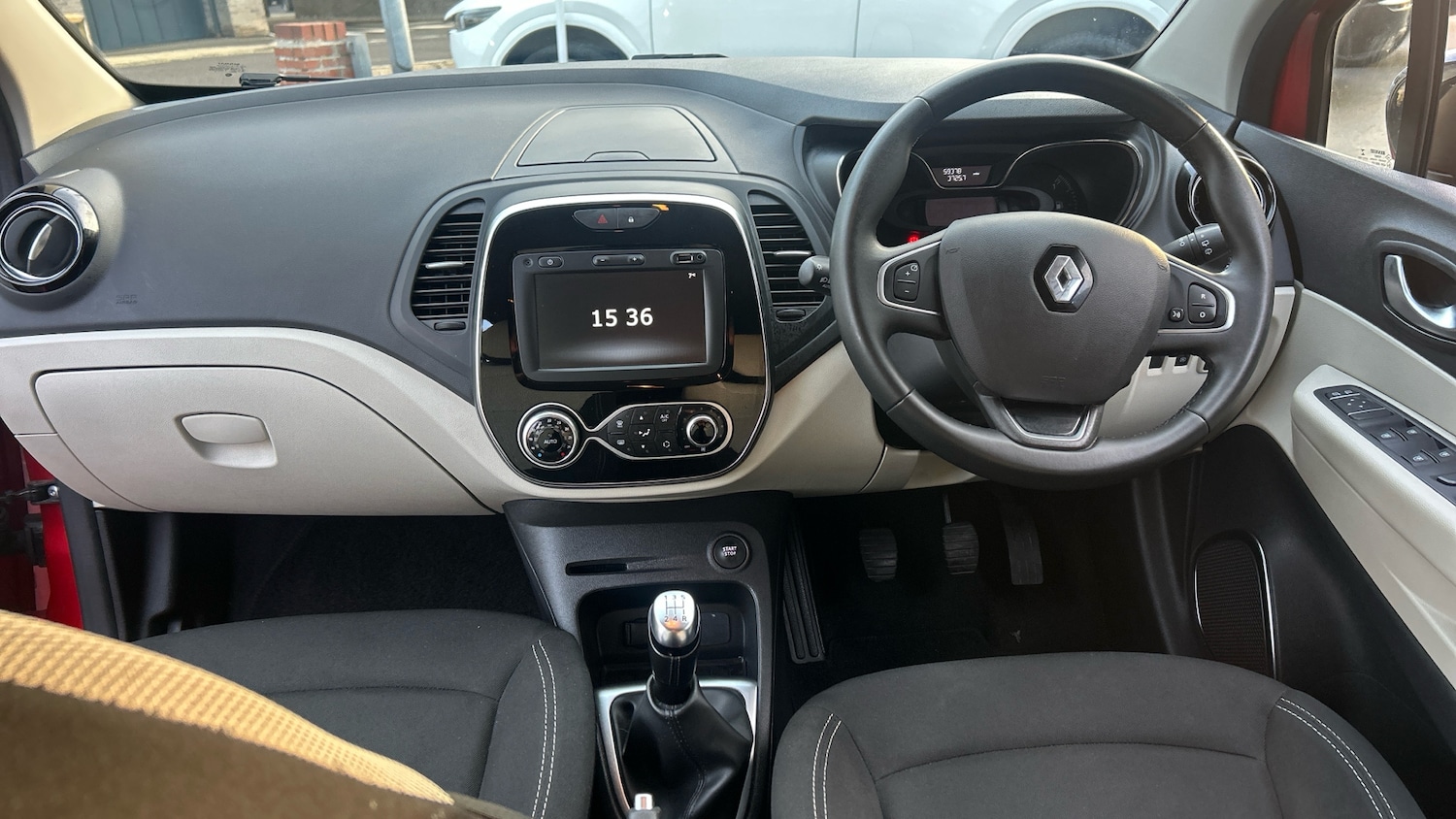 Used Renault Captur 2019 for sale - 77409358: Photo 10