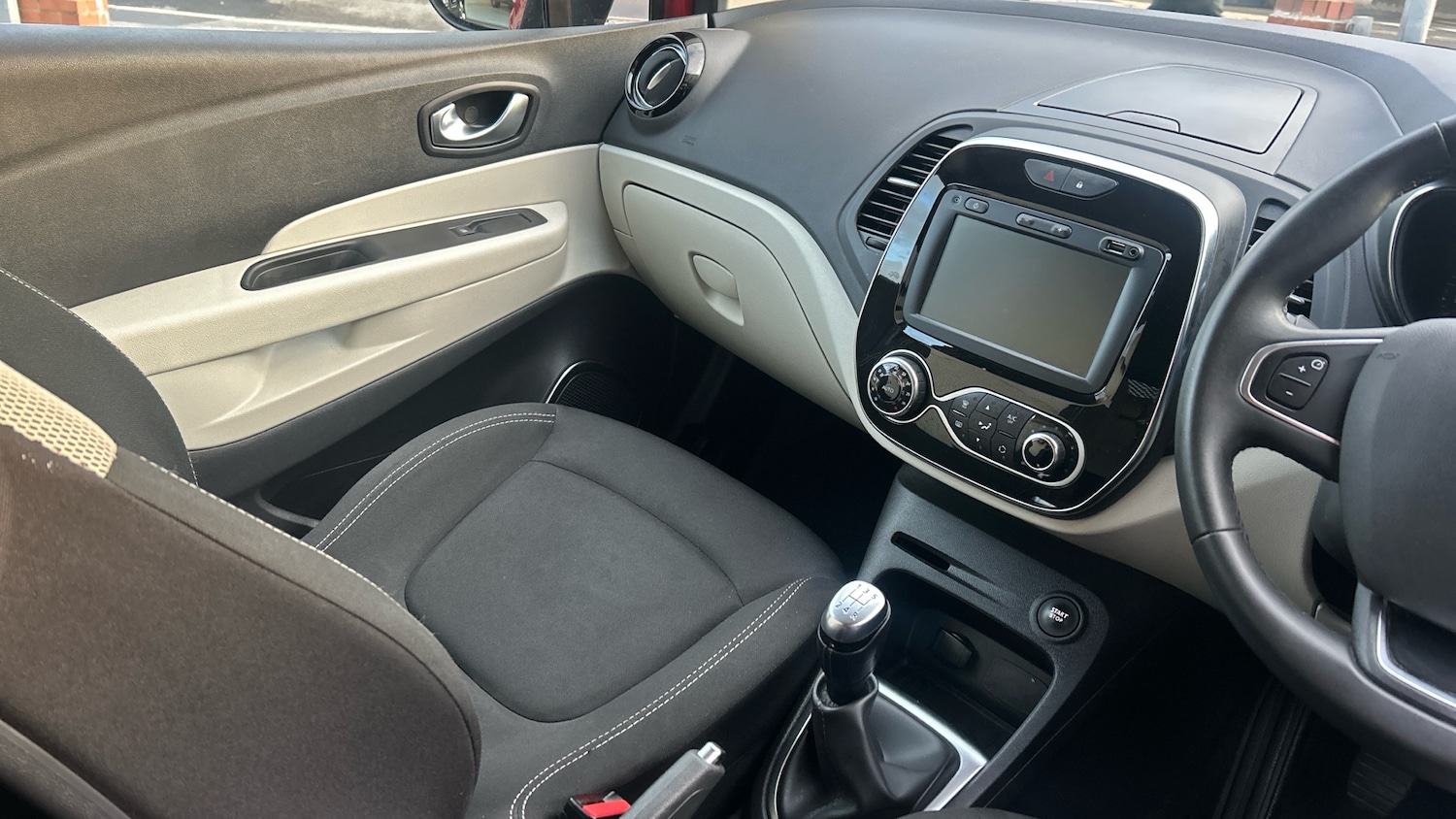 Used Renault Captur 2019 for sale - 77409358: Photo 14