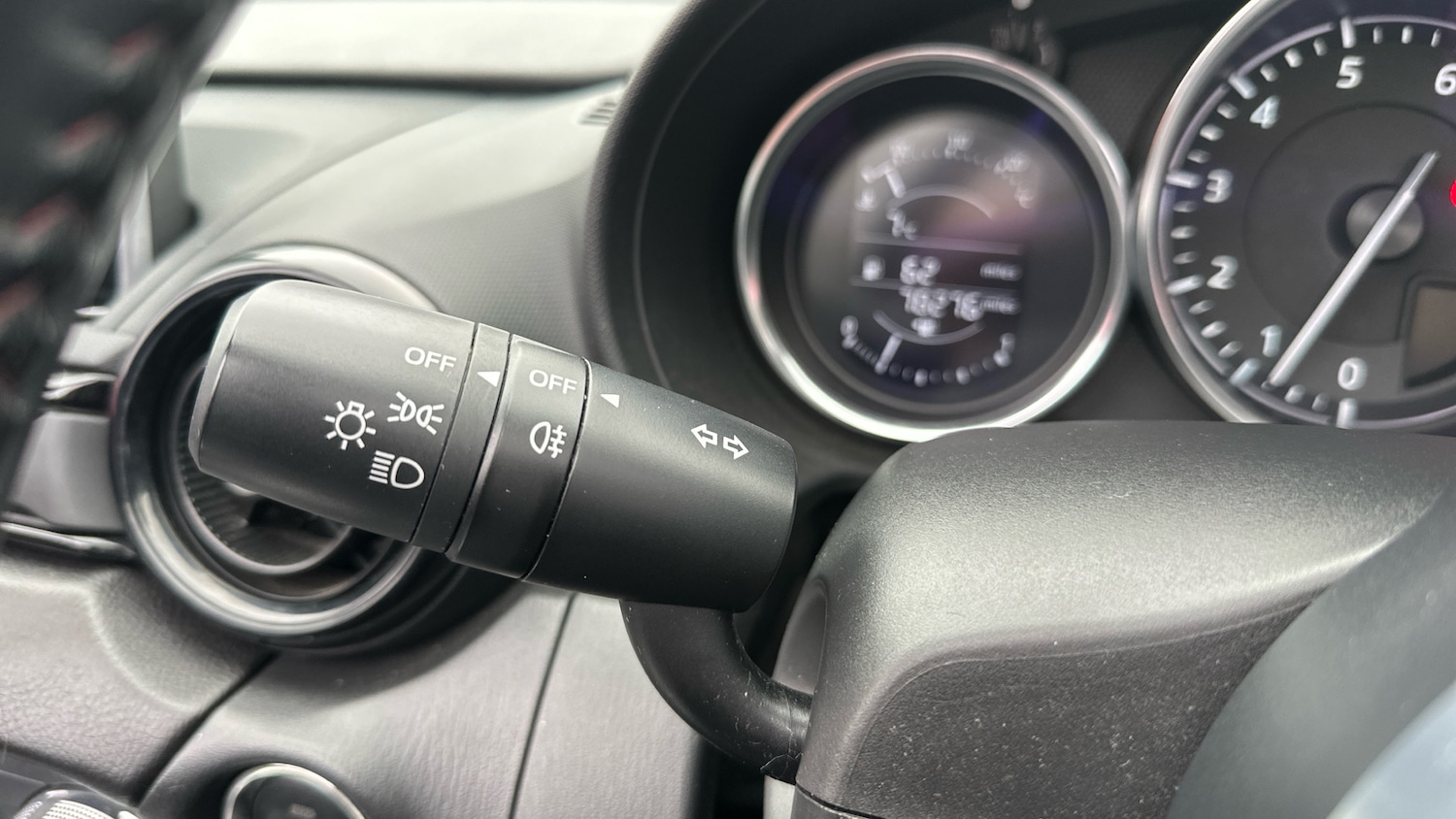 Used Mazda MX-5 2015 for sale - 77779037: Photo 32