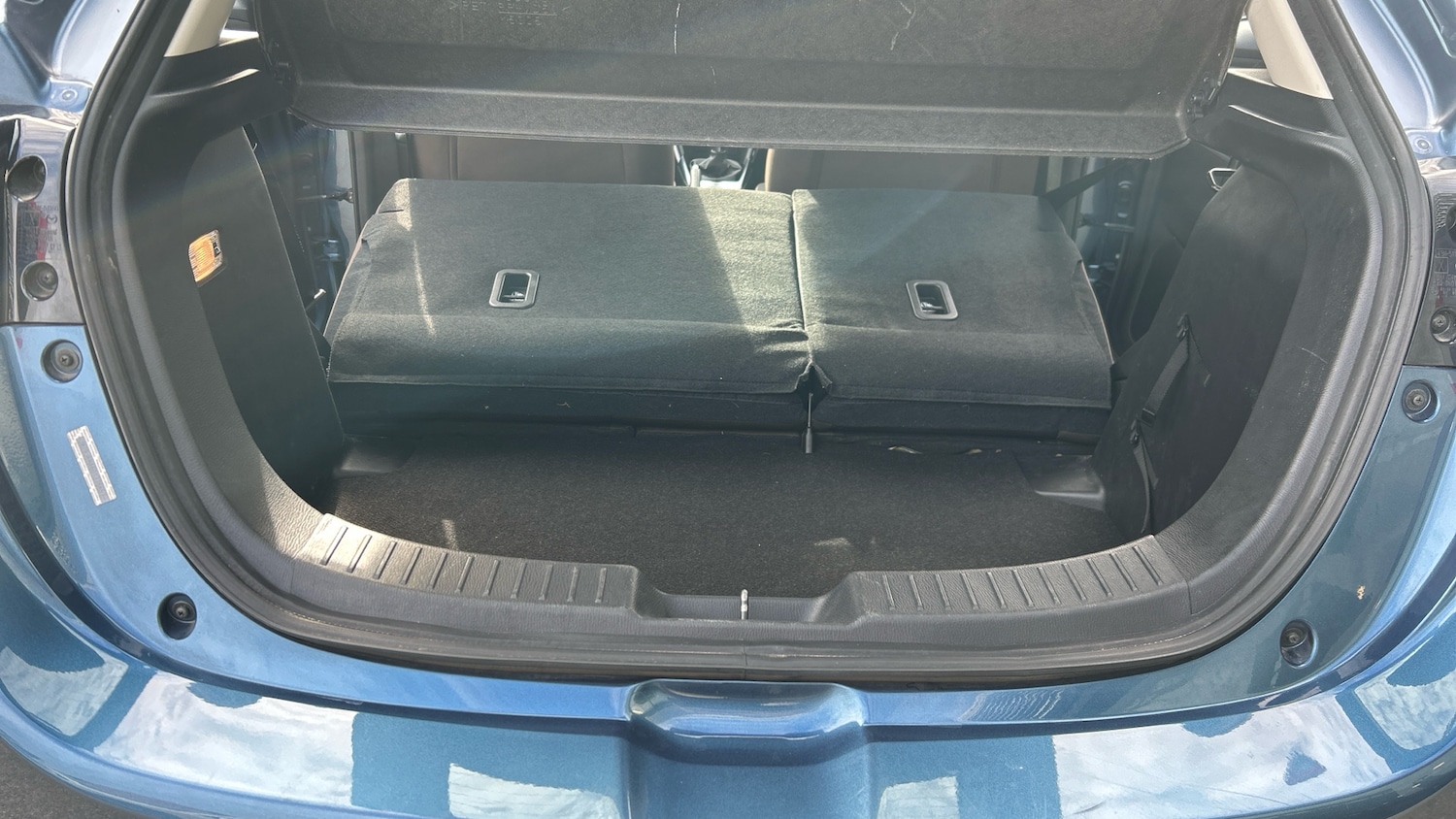 Used Mazda Mazda2 2023 for sale - 78077526: Photo 32