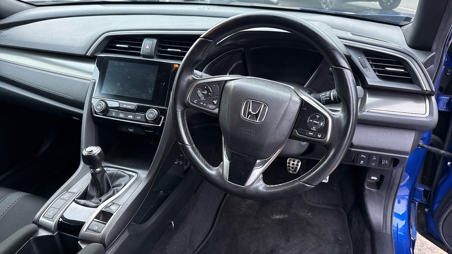 Used Honda Civic 2017 for sale - 76699185: Photo 11