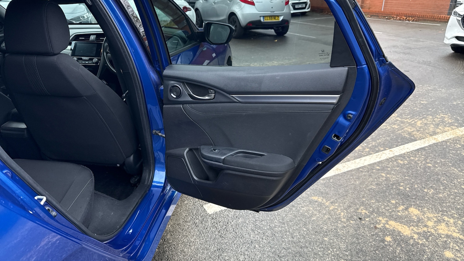 Used Honda Civic 2017 for sale - 76699185: Photo 22