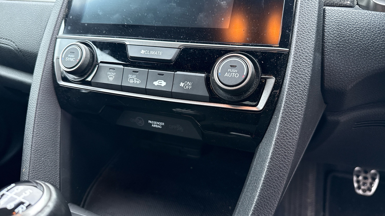 Used Honda Civic 2017 for sale - 76699185: Photo 25