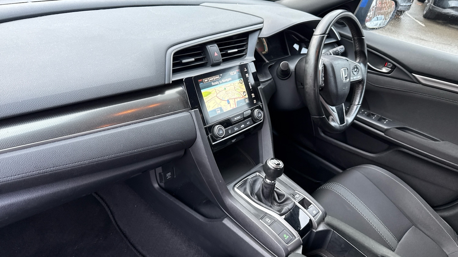 Used Honda Civic 2017 for sale - 76699185: Photo 9