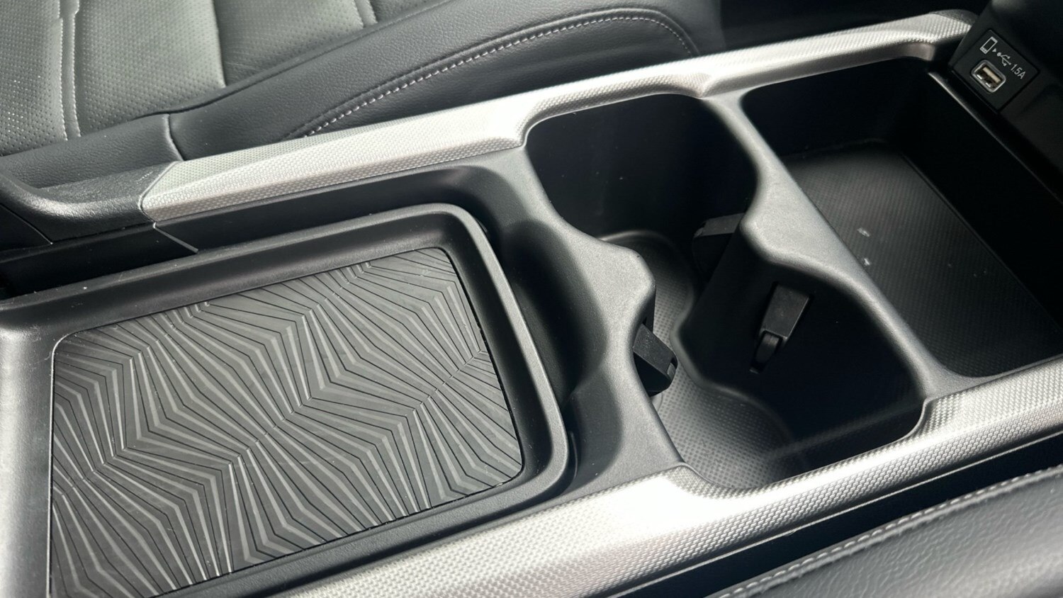 2022 Honda CR-V 2.0 i-MMD Hybrid SR 5dr eCVT Hybrid Estate Estate Hybrid Automat - Picture 15 of 24