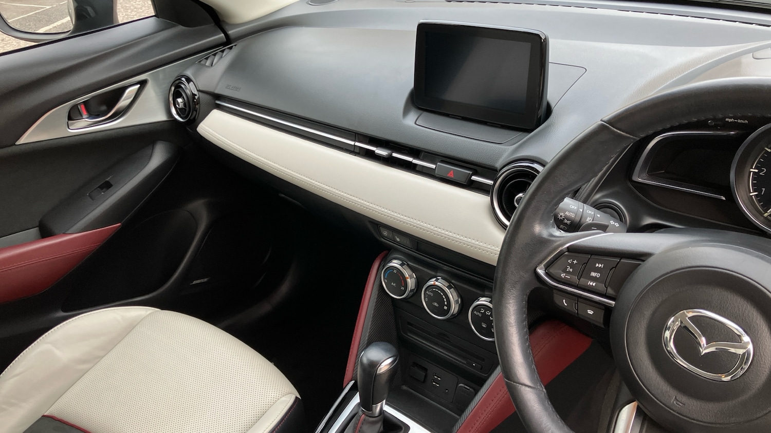 Used Mazda CX-3 2018 for sale - 77963082: Photo 14