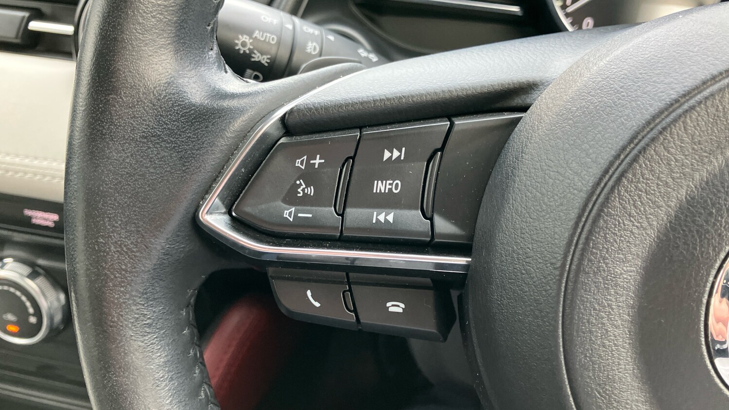 Used Mazda CX-3 2018 for sale - 77963082: Photo 31