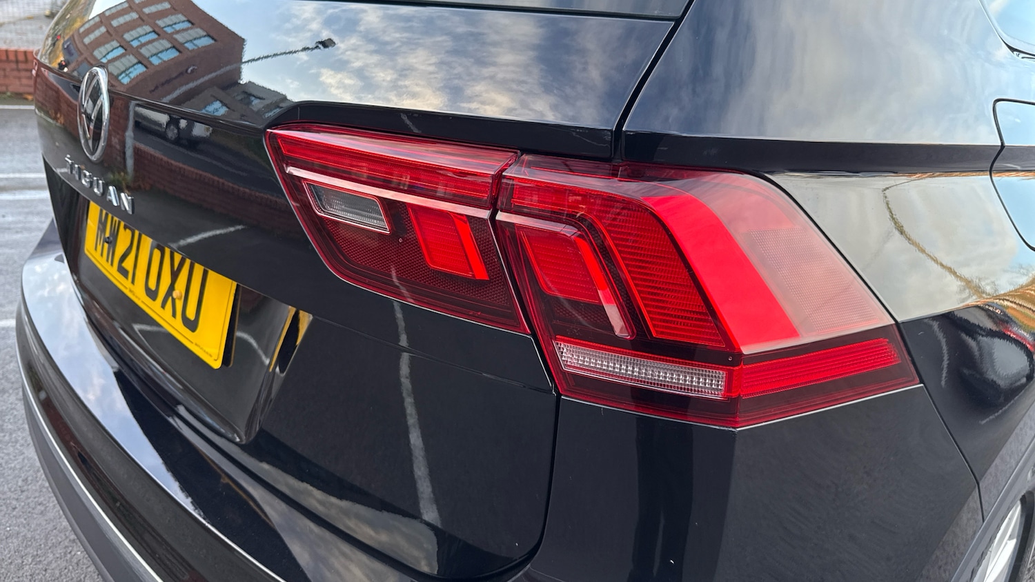 Used Volkswagen Tiguan 2021 for sale - 76525623: Photo 35