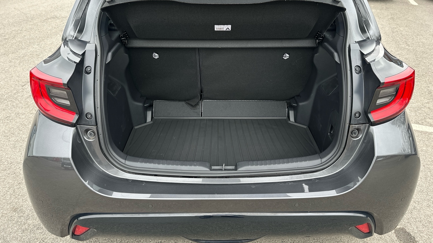 Used Mazda Mazda2 HYBRID 2026 for sale - 78175683: Photo 4