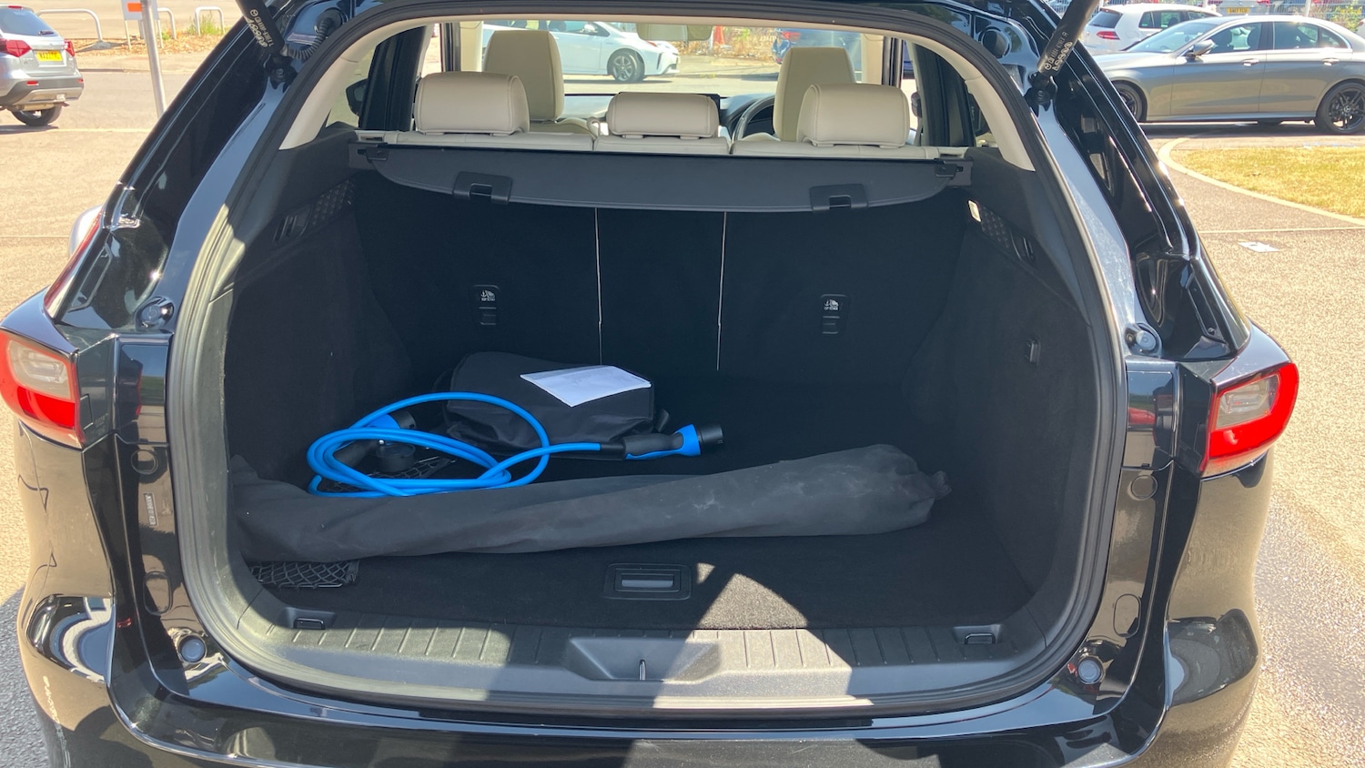 Used Mazda CX-60 2023 for sale - 76252544: Photo 4