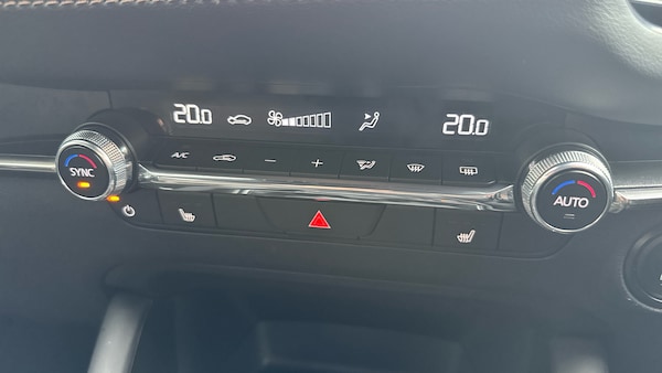 Used Mazda Mazda3 2023 for sale - 76206523: Photo 25
