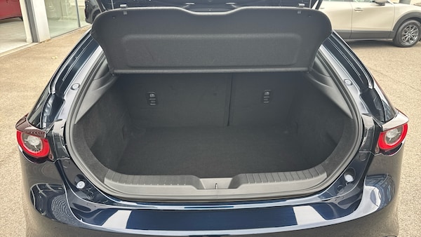 Used Mazda Mazda3 2023 for sale - 76206523: Photo 4