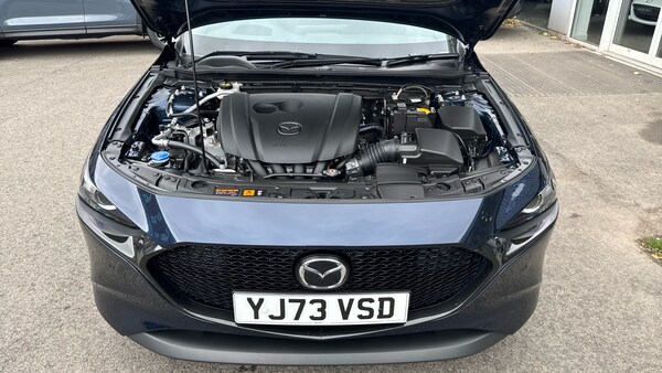 Used Mazda Mazda3 2023 for sale - 76206523: Photo 8