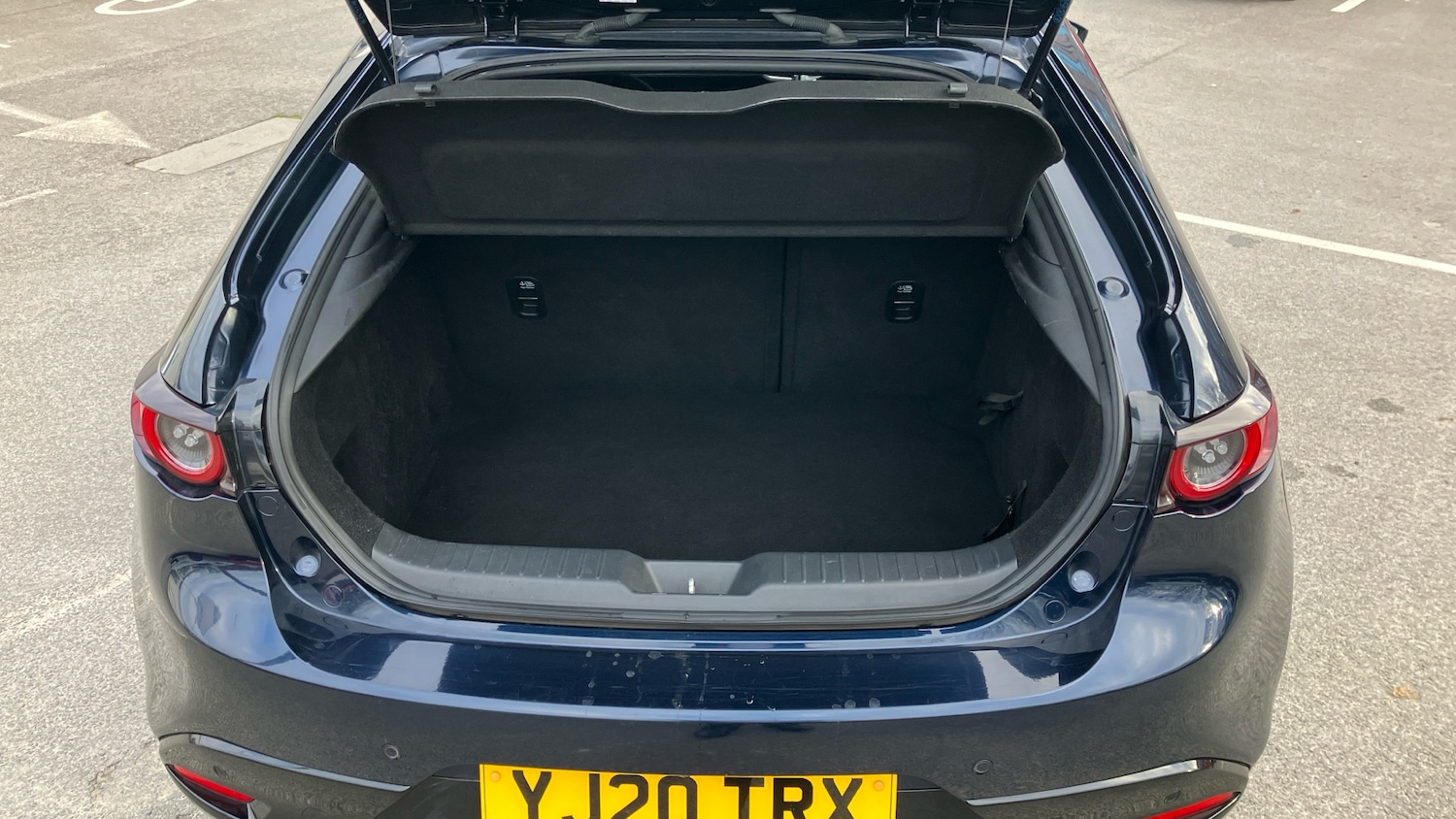 Used Mazda Mazda3 2020 for sale - 77052956: Photo 4