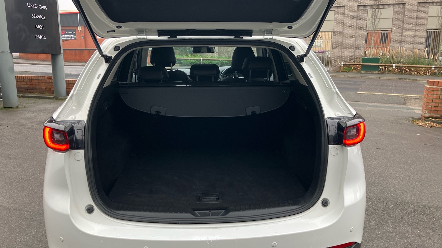 Used Mazda CX-5 2024 for sale - 77270701: Photo 4