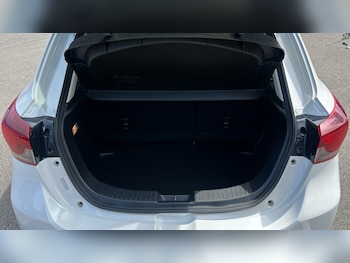 Used Mazda Mazda2 2021 for sale - 78967743: Photo