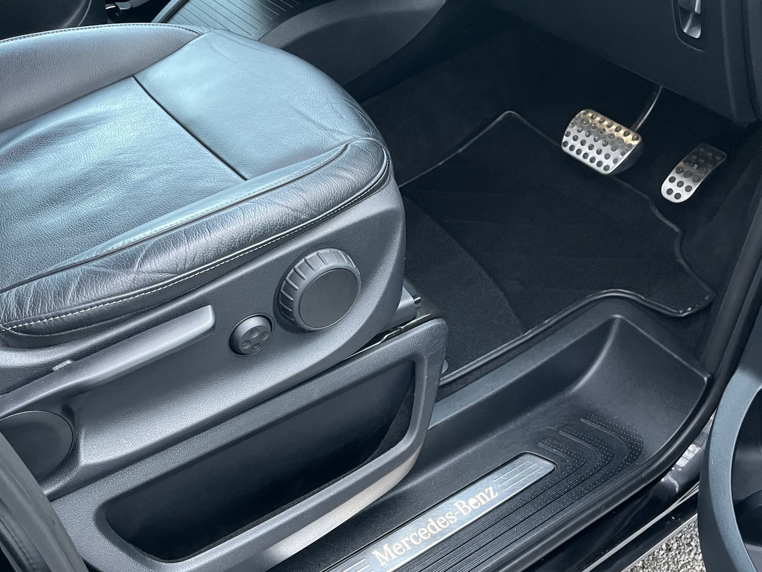 Used Mercedes-Benz V-Class 2015 for sale - 78018267: Photo 13