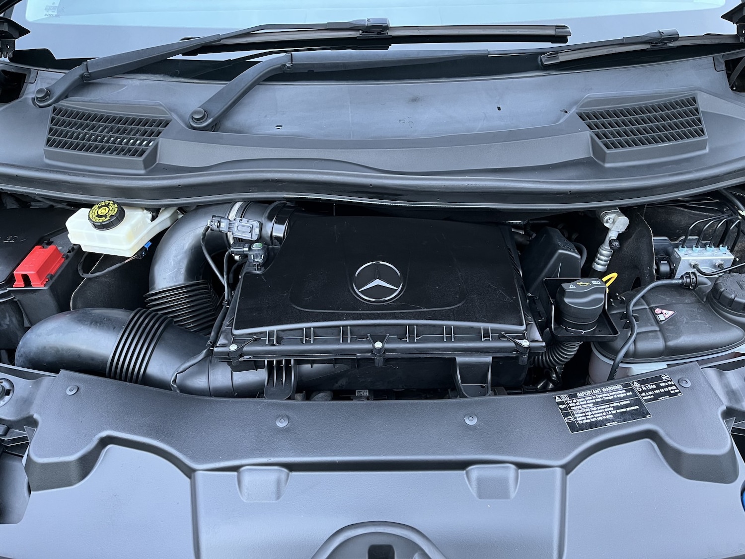 Used Mercedes-Benz V-Class 2015 for sale - 78018267: Photo 28