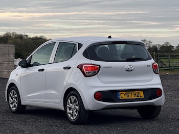 Used Hyundai i10 2017 for sale - 78958029: Photo