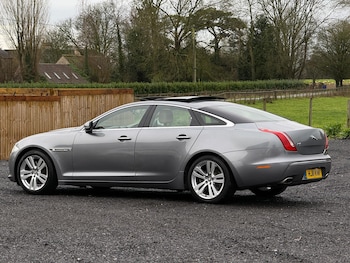 Used Jaguar XJ 2011 for sale - 79158994: Photo