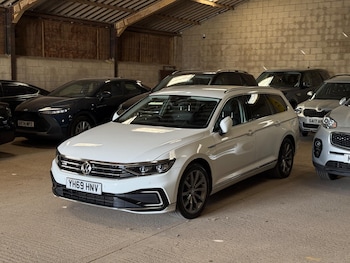 Used Volkswagen Passat 2019 for sale - 79395927: Photo