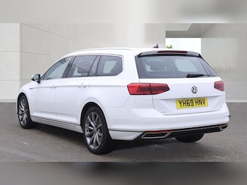 Used Volkswagen Passat 2019 for sale - 79395927: Photo