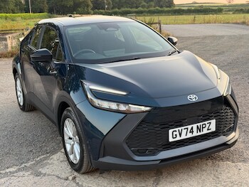 Used Toyota C-HR 2024 for sale - 79169629: Photo