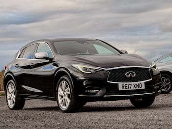 Used Infiniti Q30 2017 for sale - 79830652: Photo